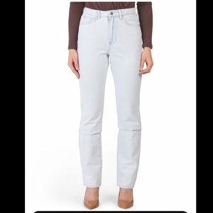 Weworewhat . The icon jeans 👖 light wash